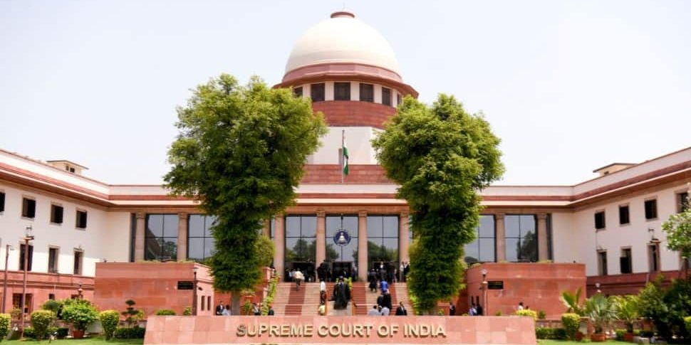 యూజీసీ కొత్త నిబంధనలపై సుప్రీం కోర్టు స్టే